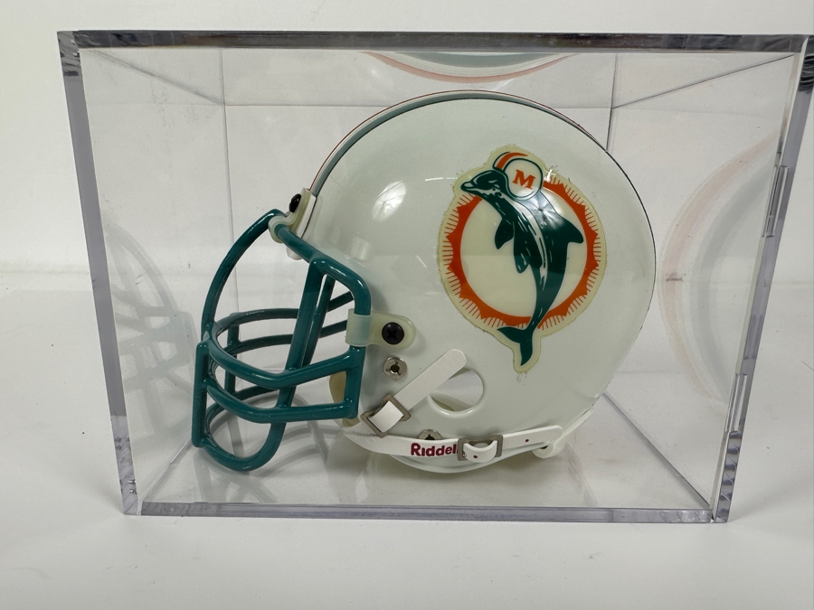 Dan Marino Autographed Mini Footbal Helmet #13 In Acrylic Display Case 7.5W X 5.5D X 5.5H [Photo 7]