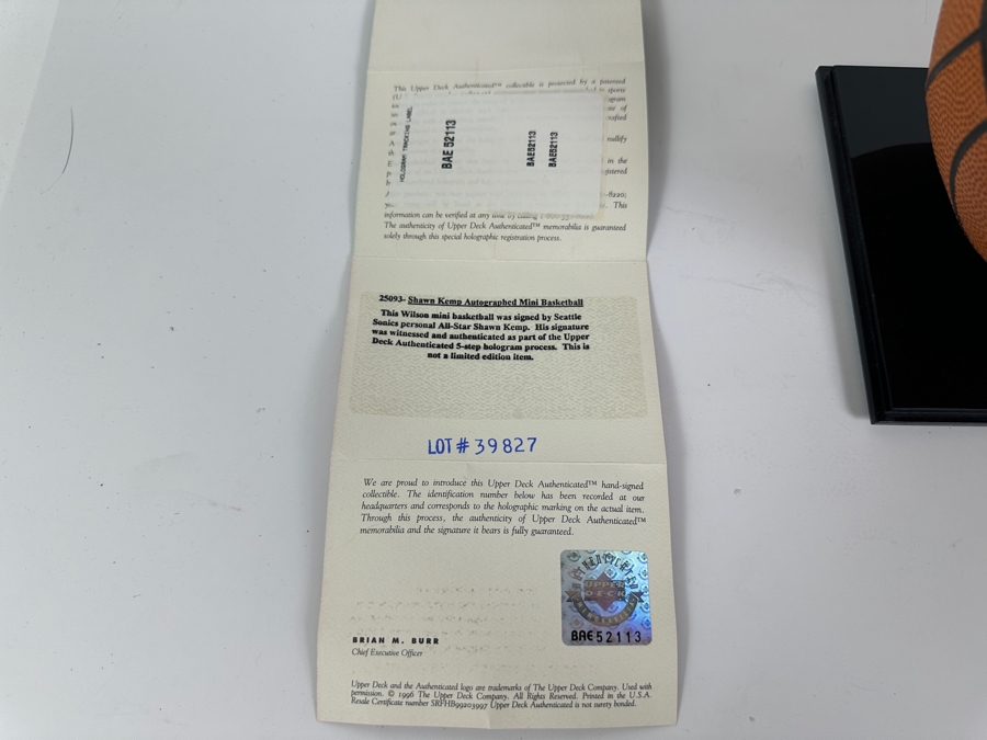 Upper Deck Authenticated Shawn Kemp Autographed Mini NBA Basketball [Photo 6]