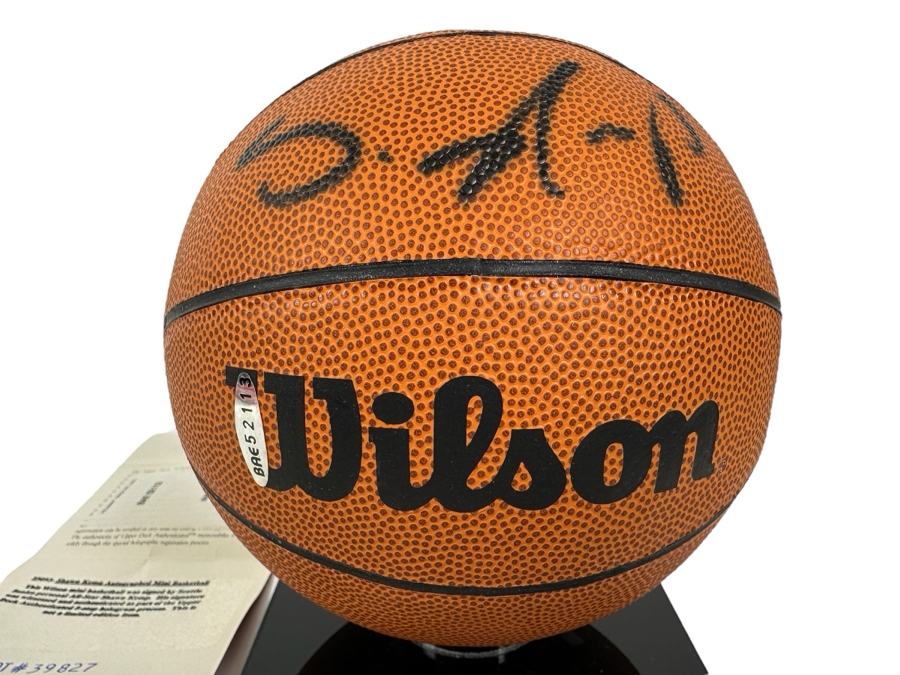 Upper Deck Authenticated Shawn Kemp Autographed Mini NBA Basketball [Photo 1]