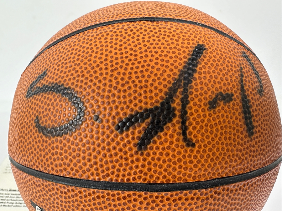 Upper Deck Authenticated Shawn Kemp Autographed Mini NBA Basketball [Photo 4]