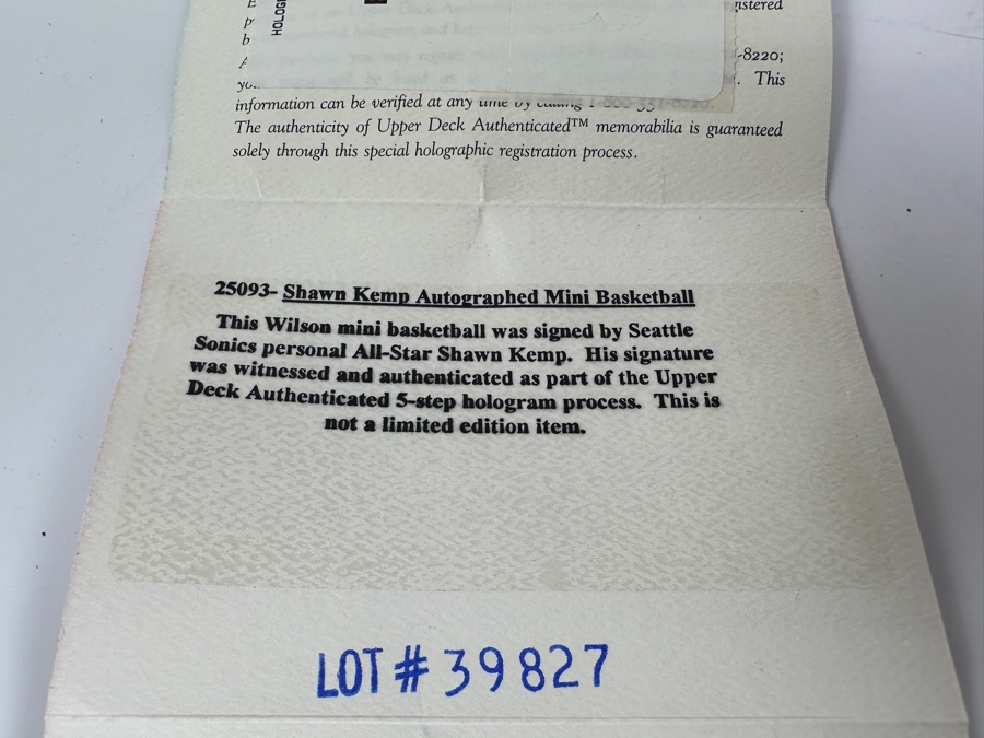 Upper Deck Authenticated Shawn Kemp Autographed Mini NBA Basketball [Photo 8]