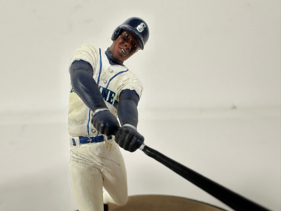 Upper Deck Ken Griffey Jr. 350 Home Run Figurine 1999 5H [Photo 4]