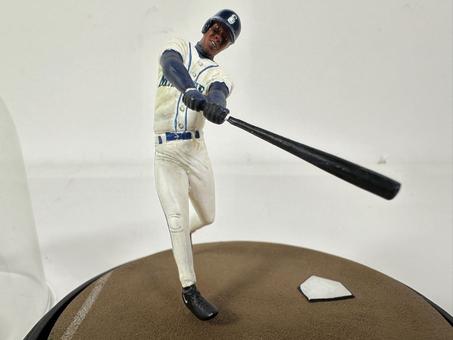 Upper Deck Ken Griffey Jr. 350 Home Run Figurine 1999 5H [Photo 3]