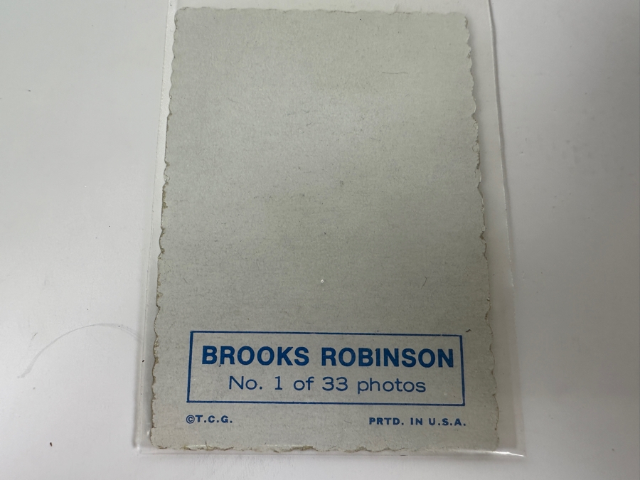 Vintage Brooks Robinson TCG Topps Deckle Edge No. 1 Of 33 Photo Baseball Card [Photo 2]