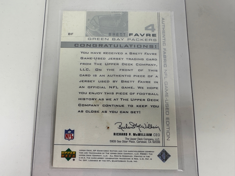Upper Deck SP 2001 Brett Favre Green Bay Packers Game-Used Jersey Football Card [Photo 3]