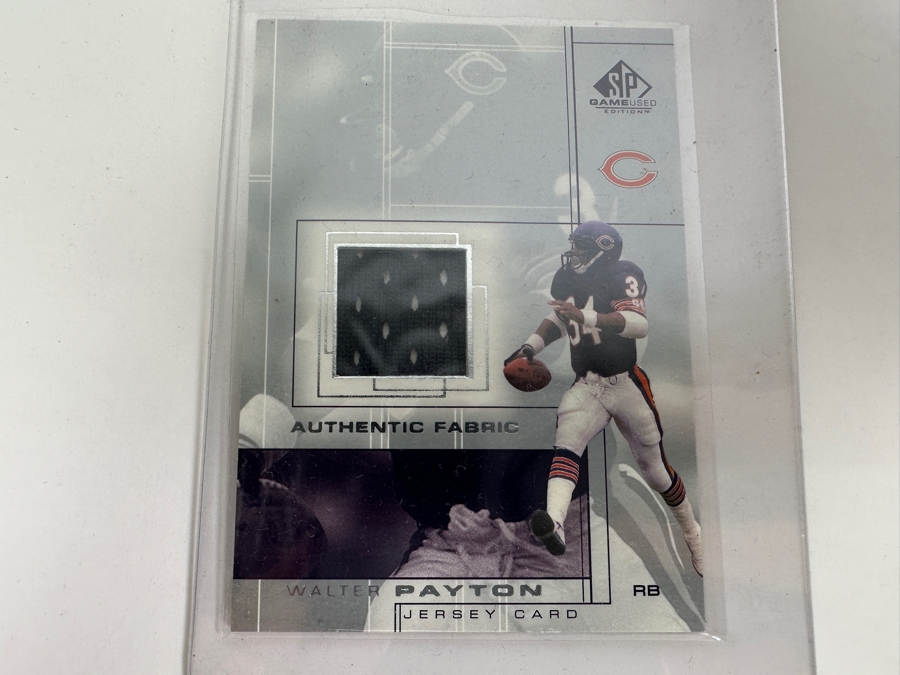 Upper Deck SP 2001 Walter Payton Chicago Bears Game-Used Jersey Football Card [Photo 1]