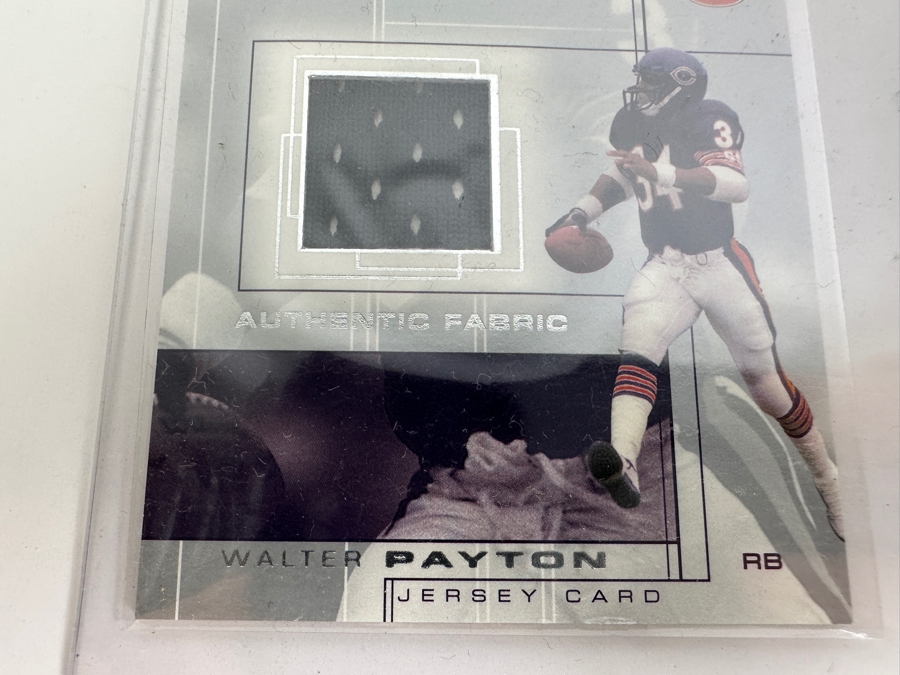 Upper Deck SP 2001 Walter Payton Chicago Bears Game-Used Jersey Football Card [Photo 2]