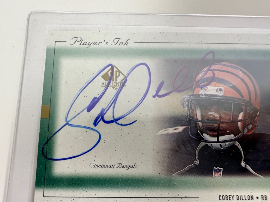 Upper Deck SP 1999 Corey Dillon Autographed Cincinnati Bengals Football Card [Photo 2]
