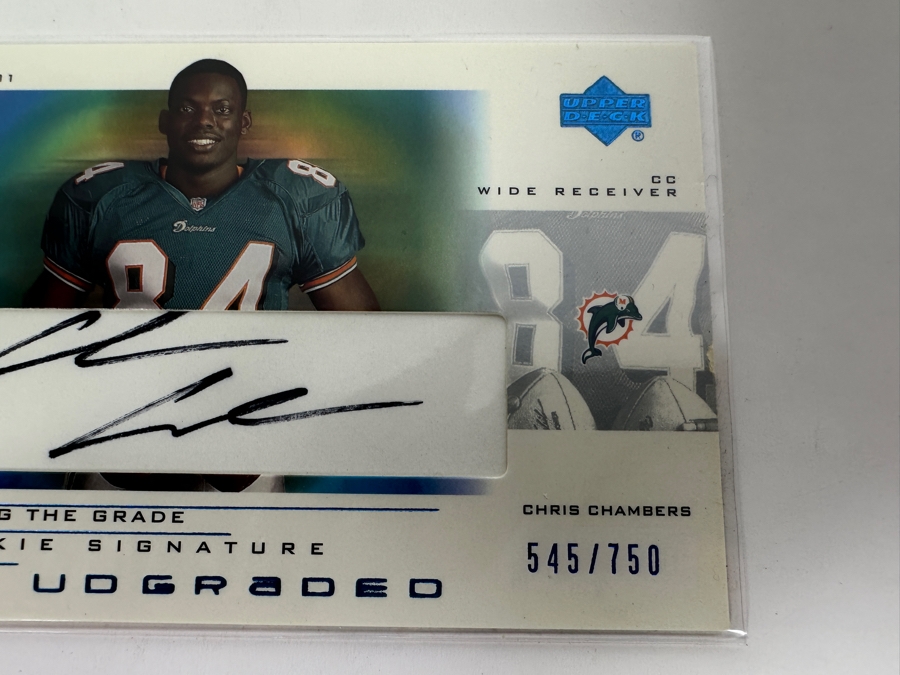 Upper Deck 2001 Chris Chambers Autographed Miami Dolphins Limited Edition Football Card Numbered 545 Of 750 [Photo 3]