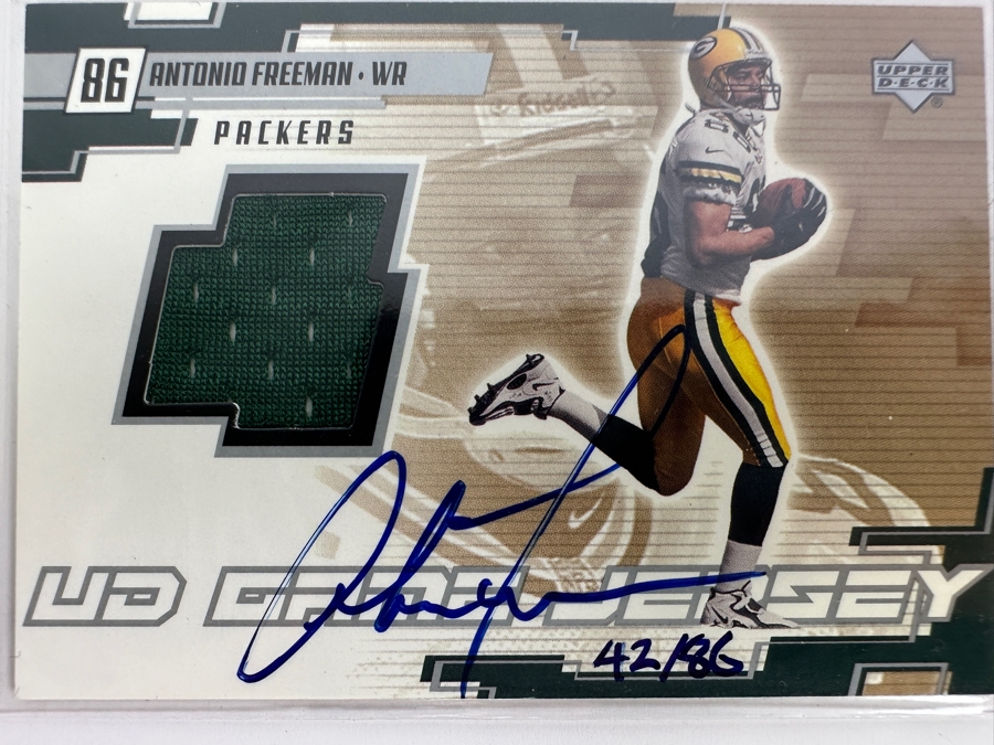 Upper Deck 2000 Antonio Freeman Autographed Green Bay Packers Game-Used Jersey Limited Edition Football Card Numbered 42 Of 86 [Photo 2]