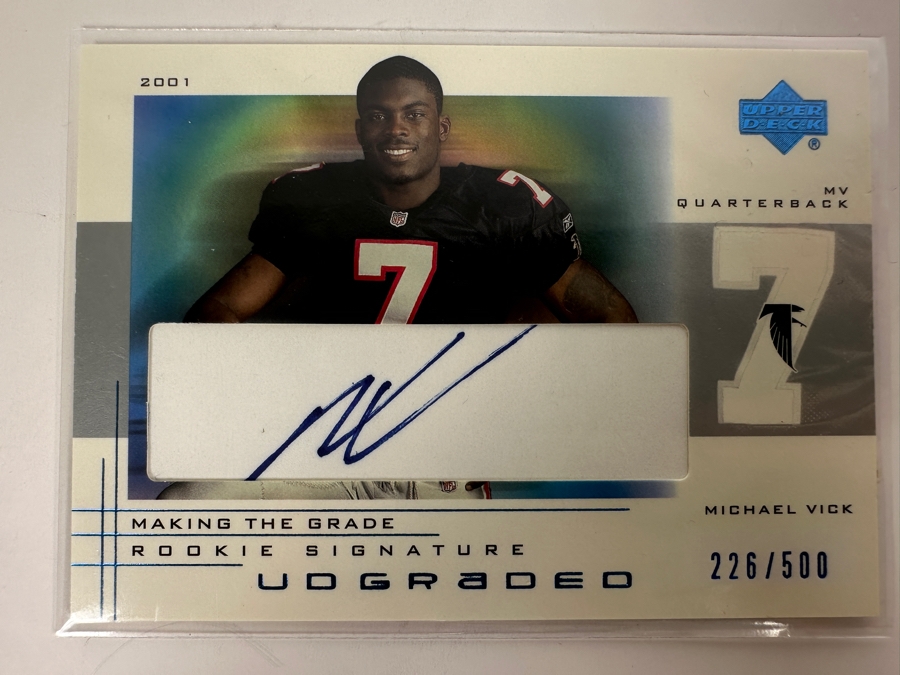 Upper Deck 2001 Michael Vick Rookie Autographed Atlanta Falcons Football Card Numbered 226 Of 500