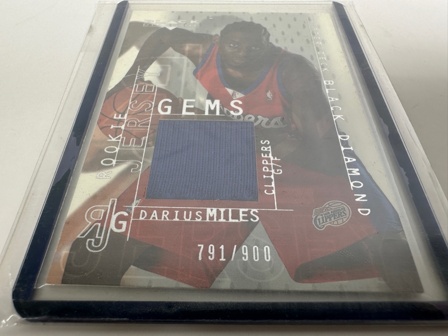 Upper Deck SP 2001 Darius Miles Rookie Black Diamond Game-Used Jersey NBA Basketball Card Limited Edition Numbered 791 Of 900 [Photo 3]