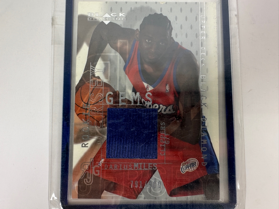 Upper Deck SP 2001 Darius Miles Rookie Black Diamond Game-Used Jersey NBA Basketball Card Limited Edition Numbered 791 Of 900 [Photo 2]
