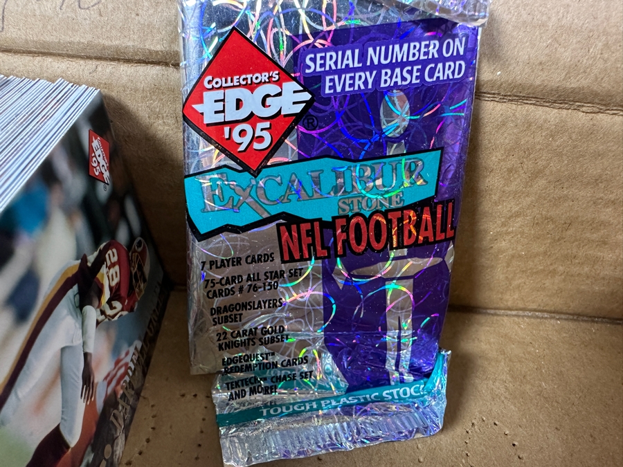 1995 Collector's Edge Football Cards [Photo 6]