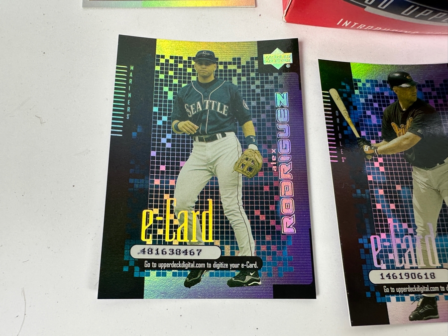 Upper Deck 2000 MLB Baseball Cards [Photo 10]