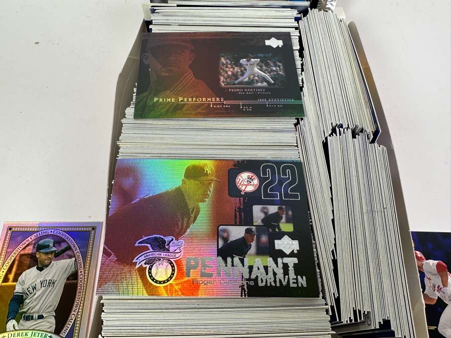 Upper Deck 2000 MLB Baseball Cards [Photo 3]