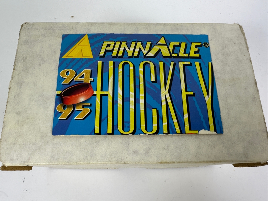 1994 Pinnacle NHL Hockey Cards [Photo 5]