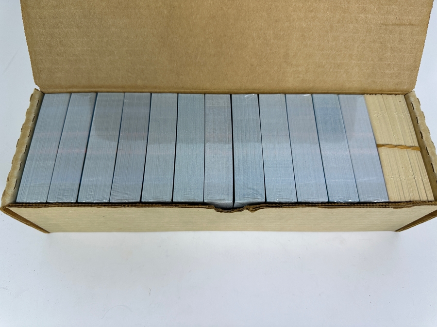Factory Sealed 1988 Donruss MLB Baseball Cards [Photo 1]