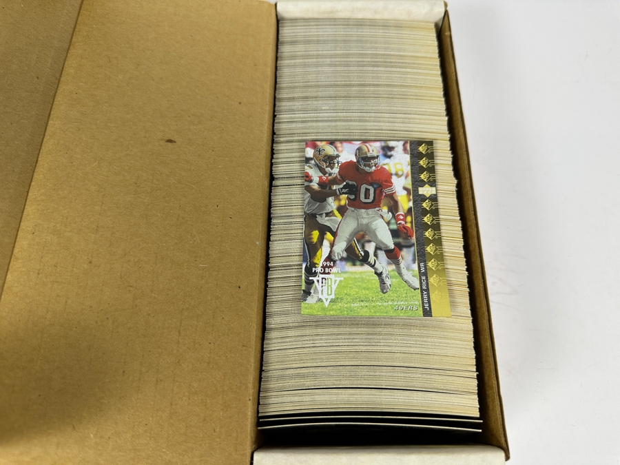 1994 Upper Deck NFL Football Cards [Photo 2]