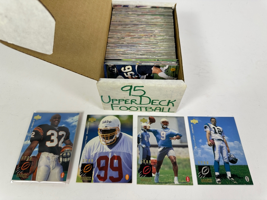 1995 Upper Deck NFL Football Cards [Photo 2]