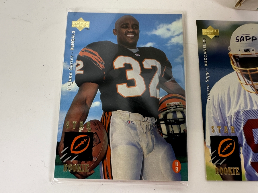 1995 Upper Deck NFL Football Cards [Photo 6]
