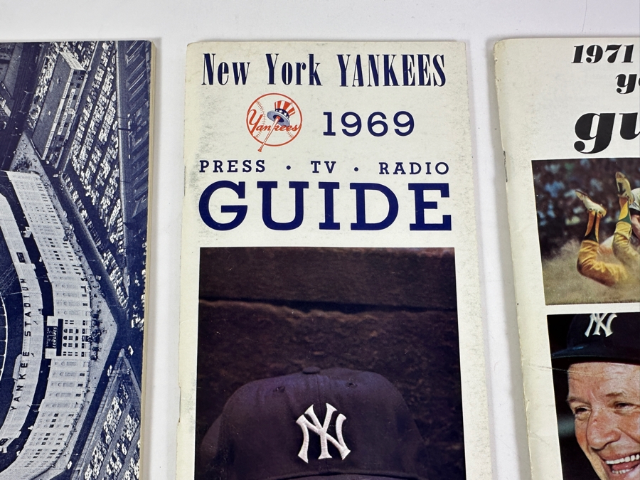 New York Yankees Press Guides For TV & Radio For 1968, 1969 & 1971 [Photo 4]