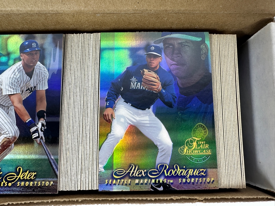 1997 Fleer Flair Showcase MLB Baseball Cards [Photo 5]