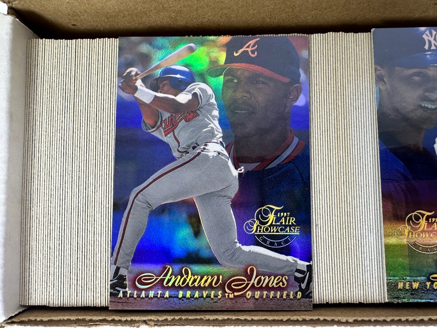 1997 Fleer Flair Showcase MLB Baseball Cards [Photo 3]