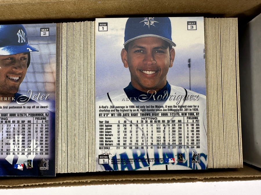 1997 Fleer Flair Showcase MLB Baseball Cards [Photo 7]