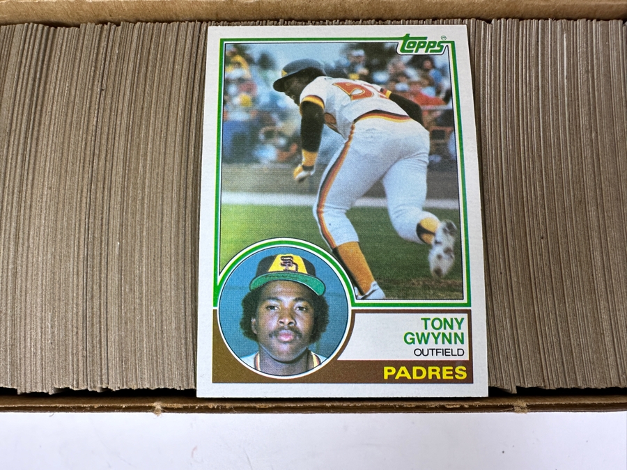 1983 Topps MLB Baseball Cards With Tony Gwynn Rookie Card - Look Up Values Of Cards In This Set [Photo 2]