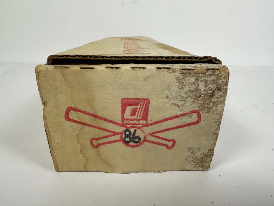 Factory Sealed 1985 Donruss MLB Baseball Cards [Photo 4]