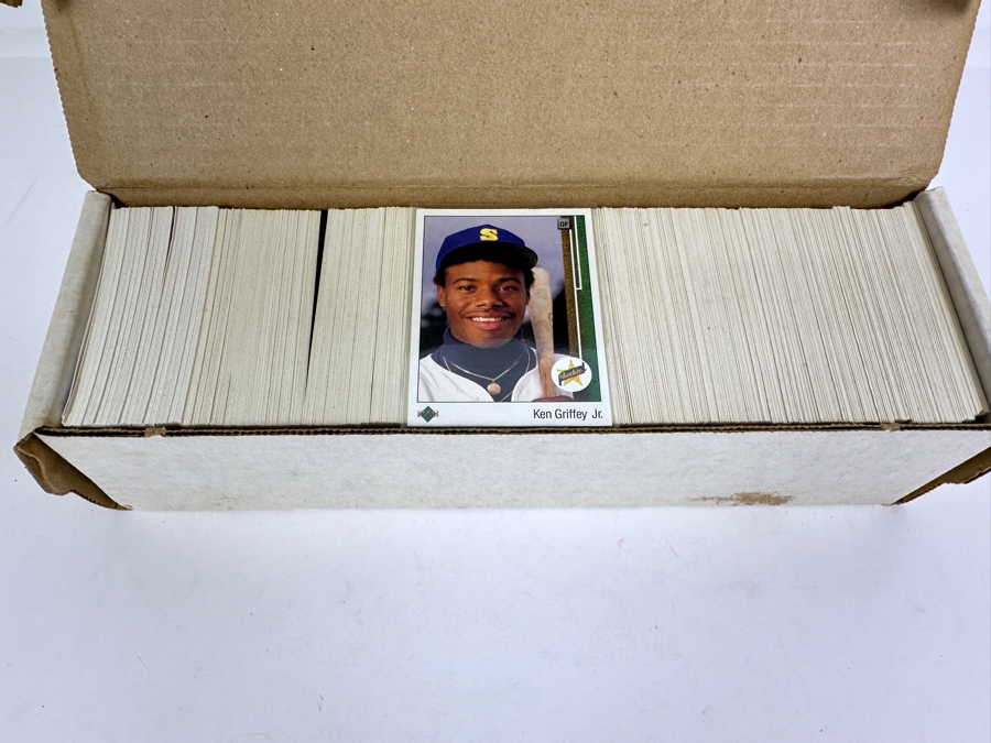 1989 Upper Deck MLB Baseball Cards - Ken Griffey, Jr. Rookie Card [Photo 1]