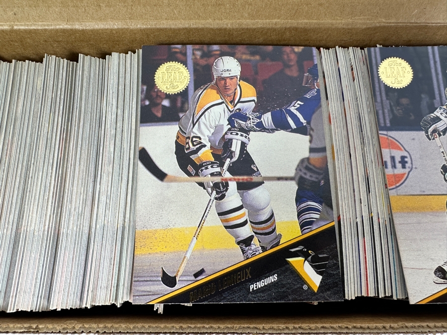 1993 Leaf NHL Hockey Cards [Photo 2]