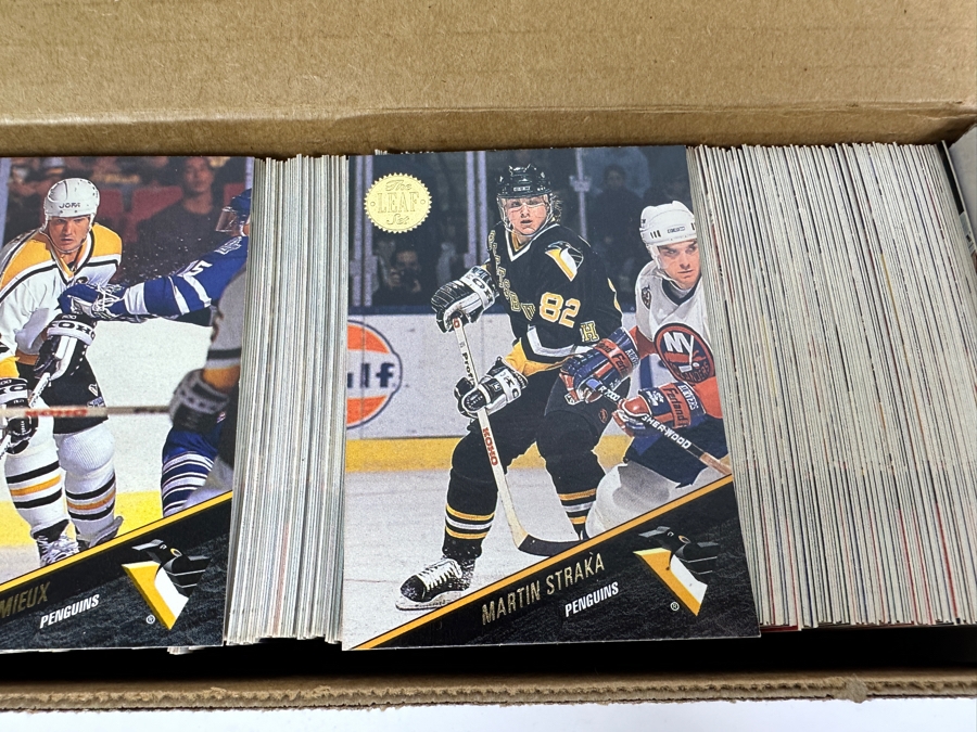 1993 Leaf NHL Hockey Cards [Photo 3]