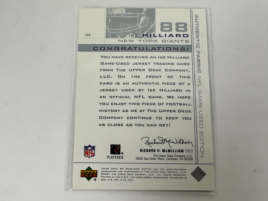 Upper Deck SP 2001 Ike Hilliard Game-Used Jersey NFL Football Card [Photo 3]