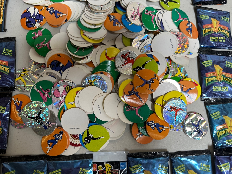 Just Added - Huge Vintage Lot Mighty Morphin Power Rangers Pogs (Some New In Packaging) & Three 1993 Bandai Power Ranger Action Figures In Blister Packs [Photo 10]