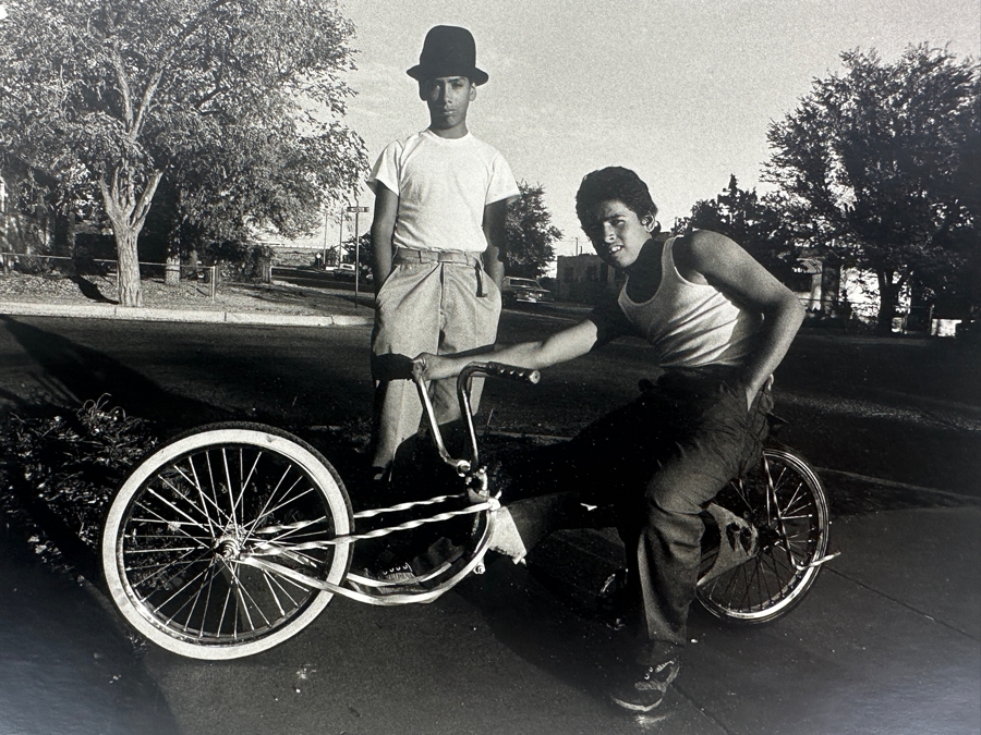 Miguel Gandert (B. 1956, New Mexico) 1983 Signed B&W Photograph Titled 'Lowrider Bike, Albuquerque, New Mexico (Some Damage To Photograph In Upper Left Corner) 10 X 6.5 [Photo 6]