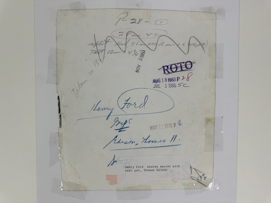 B&W Photograph Of Henry Ford Sharing Secret With Best Pal Thomas Edison Original Newspaper Photograph Taken In 1928 8.5 X 10 [Photo 5]