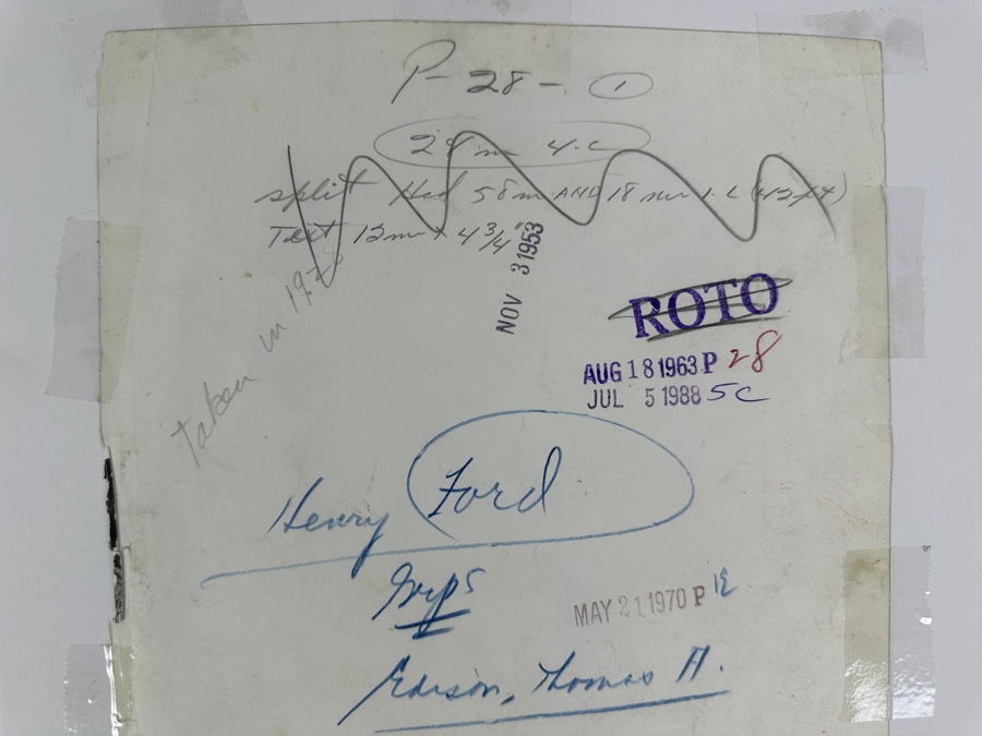 B&W Photograph Of Henry Ford Sharing Secret With Best Pal Thomas Edison Original Newspaper Photograph Taken In 1928 8.5 X 10 [Photo 9]