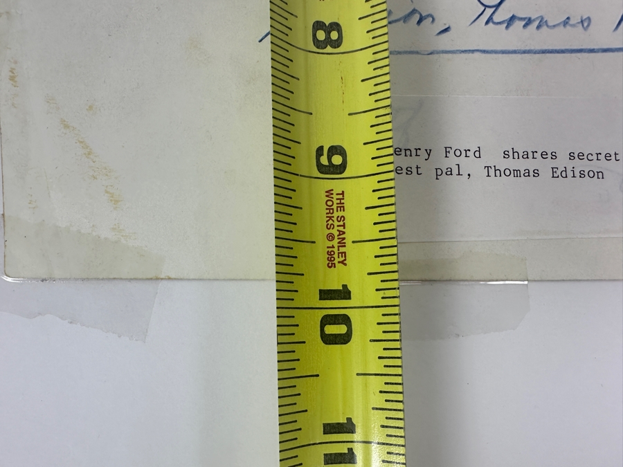 B&W Photograph Of Henry Ford Sharing Secret With Best Pal Thomas Edison Original Newspaper Photograph Taken In 1928 8.5 X 10 [Photo 11]