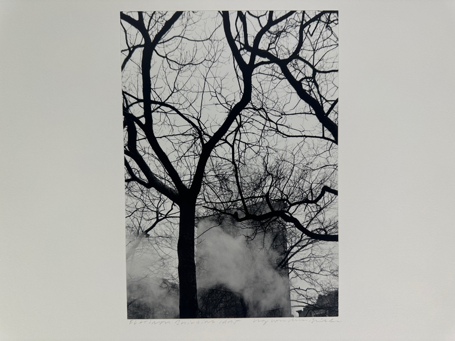 Wolf Von Dem Bussche (1934-2014, American) Hand Signed Limited Edition B&W Photographic Print Titled 'Flatiron Building NYC 1975' Signed On Front And Verso Numbered 88 Of 90 - 7 X 10 [Photo 3]