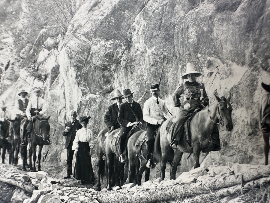 August 29, 1904 Kolb Brothers' Photography Studio On The South Rim Of The Grand Canyon Photograph In Original Kolb Brothers Frame 6.5 X 4.5 [Photo 8]