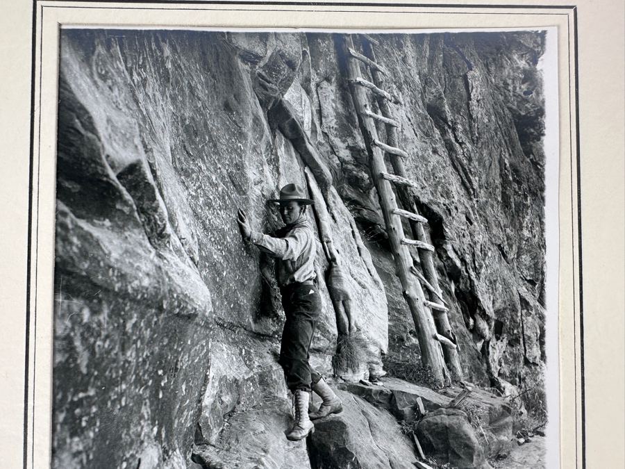 Kolb Brothers' Photography Studio On The South Rim Of The Grand Canyon Photograph In Original Kolb Brothers Frame 4.5 X 6.5 [Photo 5]