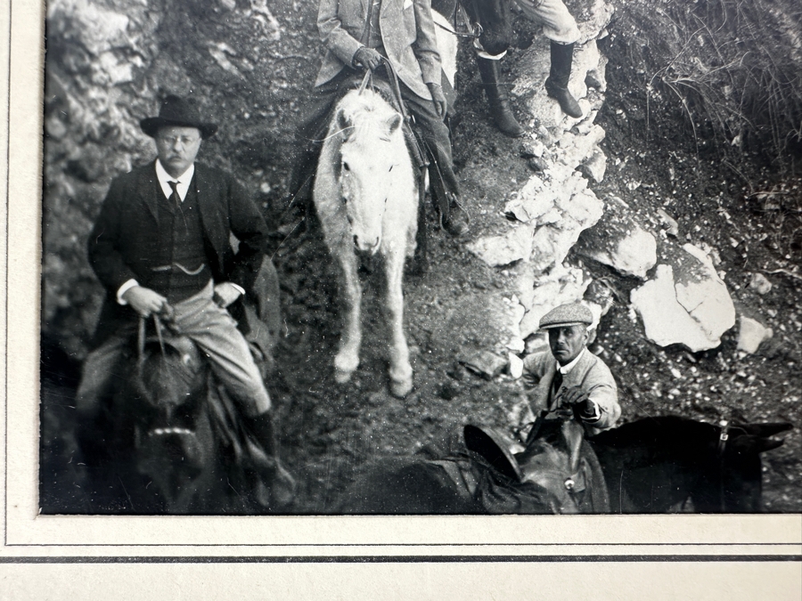 Kolb Brothers' Photography Studio On The South Rim Of The Grand Canyon Photograph In Original Kolb Brothers Frame 4.5 X 6.5 [Photo 5]