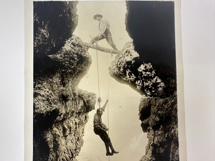 Kolb Brothers' Photography Studio On The South Rim Of The Grand Canyon Photograph Stamped On Verso Emery C. Kolb 4.5 X 6.5 [Photo 3]