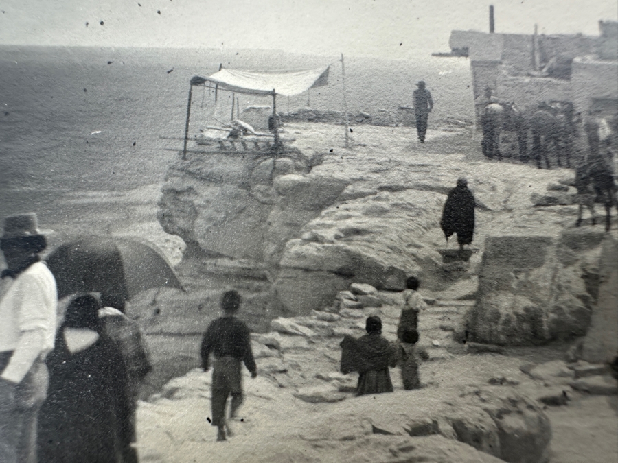 Kolb Brothers' Photography Studio On The South Rim Of The Grand Canyon Photograph Stamped On Verso Emery C. Kolb - Walpi-Hopi Indian Pueblo, Northern Arizona 7 X 5 [Photo 11]