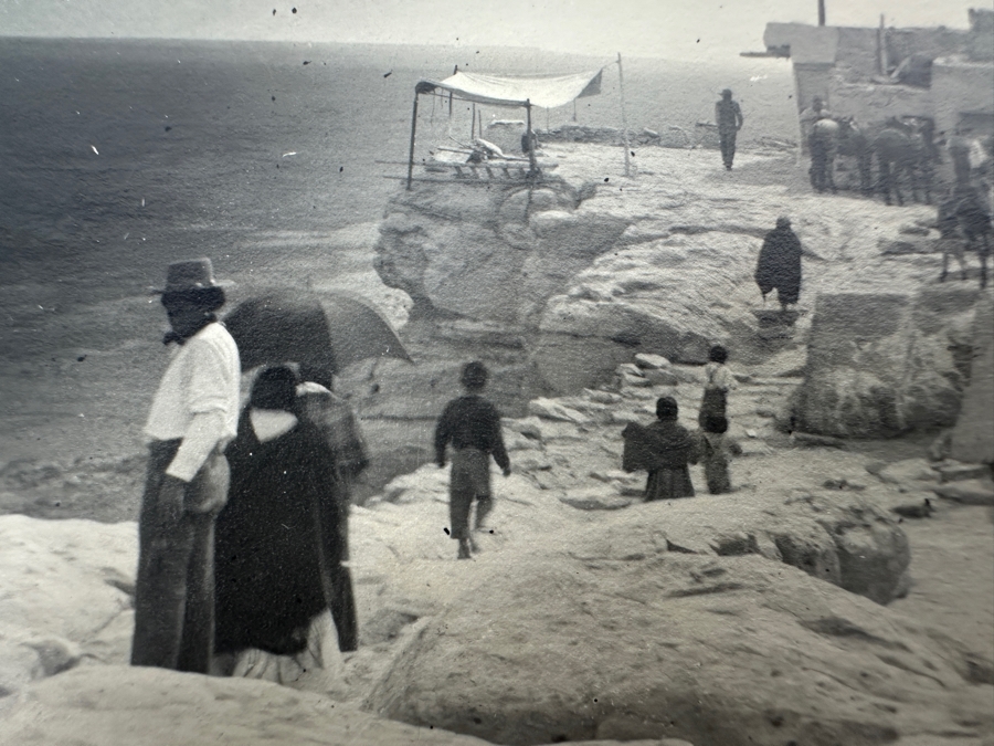 Kolb Brothers' Photography Studio On The South Rim Of The Grand Canyon Photograph Stamped On Verso Emery C. Kolb - Walpi-Hopi Indian Pueblo, Northern Arizona 7 X 5 [Photo 10]