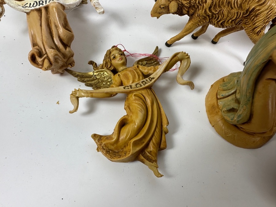 Collection Of Italian Fontanini By Roman Nativity Set Polymer Figures [Photo 13]