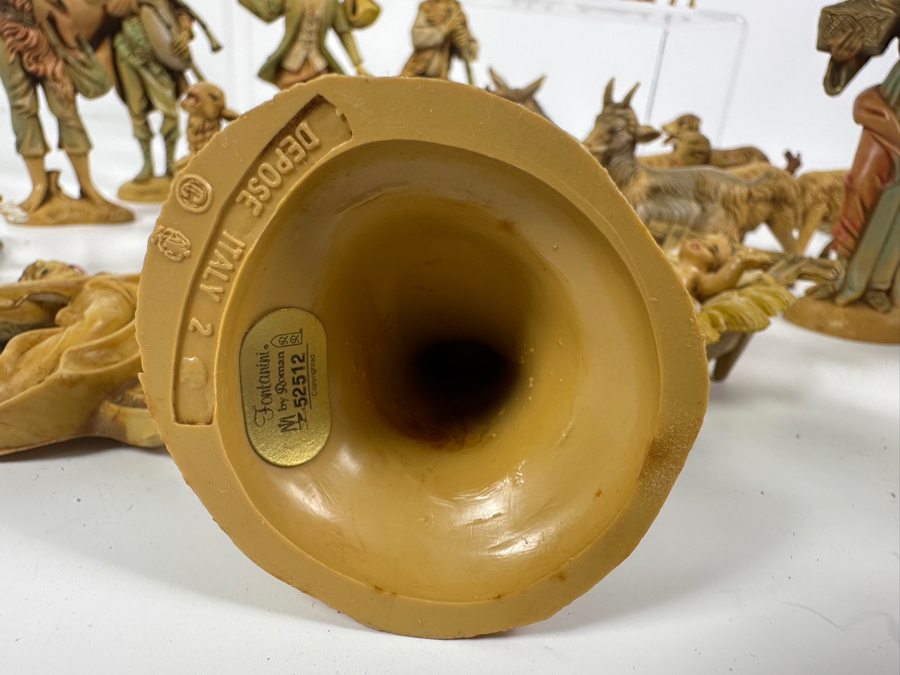 Collection Of Italian Fontanini By Roman Nativity Set Polymer Figures [Photo 17]