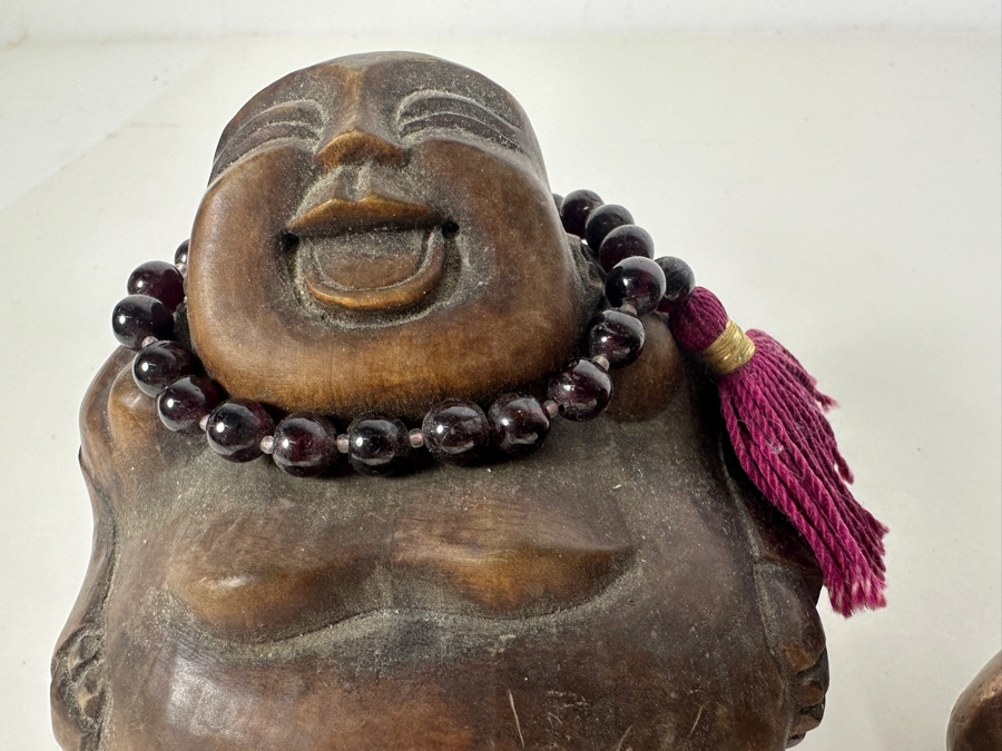 Carved Wooden Laughing Buddha Sculpture (L) And Resin Buddha Summit 2007 Veronese (R) [Photo 4]